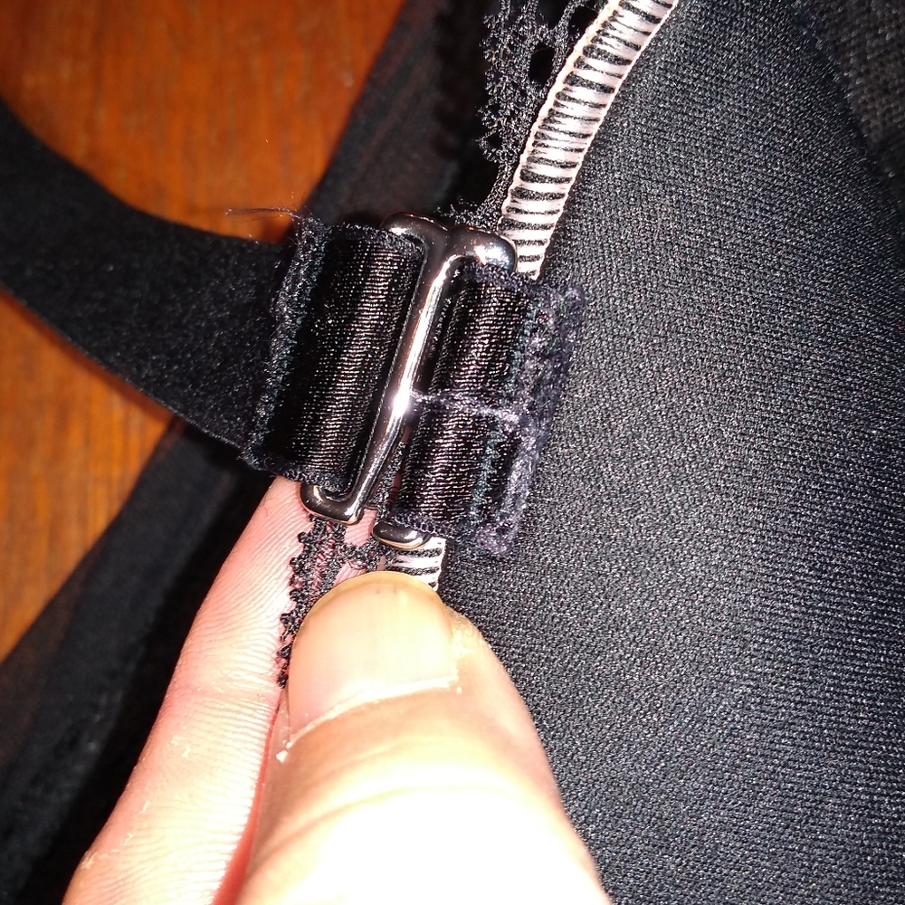 Sexy Black Merry Widow, Corset, No Size 26 Inches Across Breast, Built-I… - Picture 13 of 15